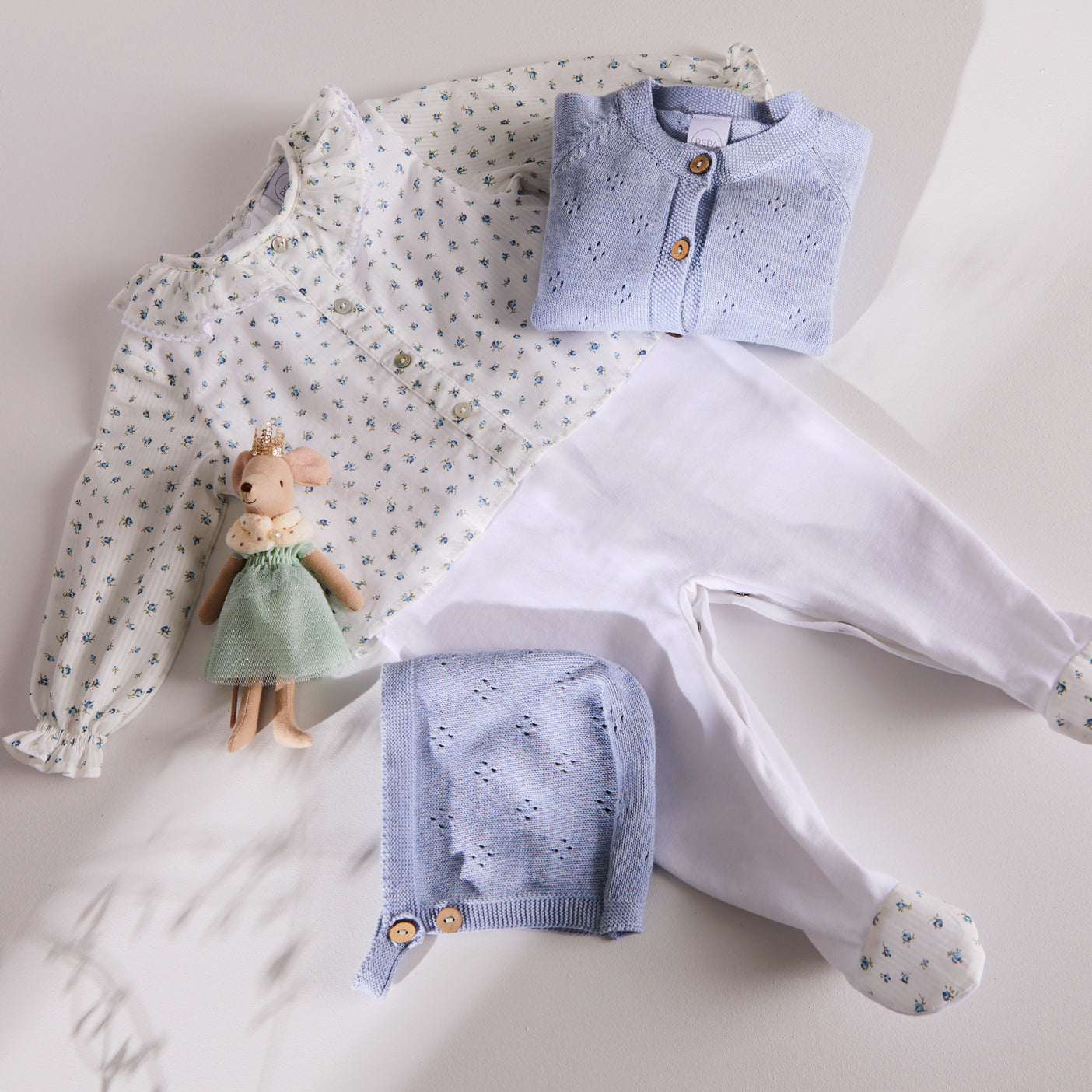 NEWBORN LOOK SS22 2 Look  from Pepa London