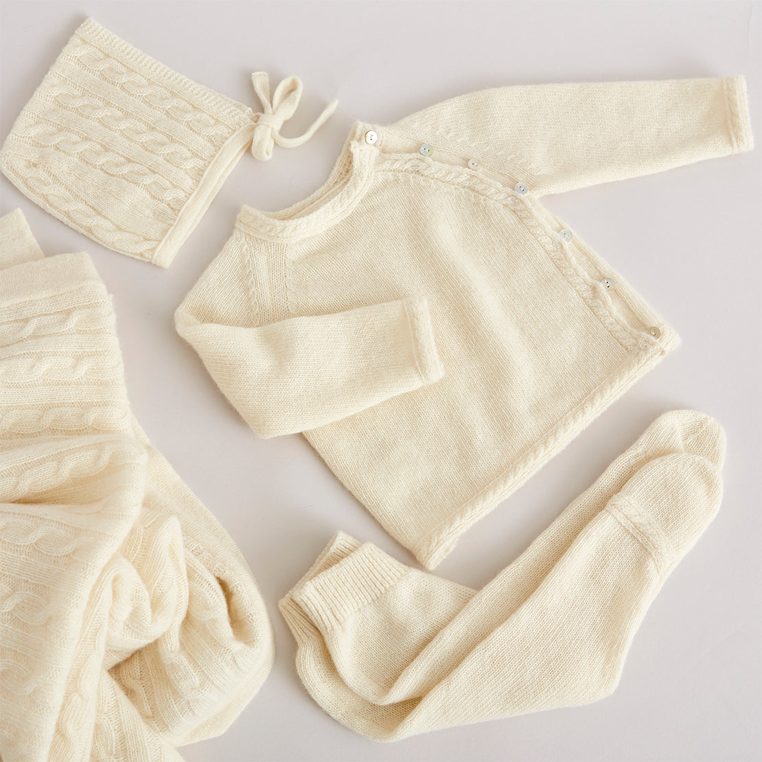 NEWBORN LOOK 24 Look  from Pepa London