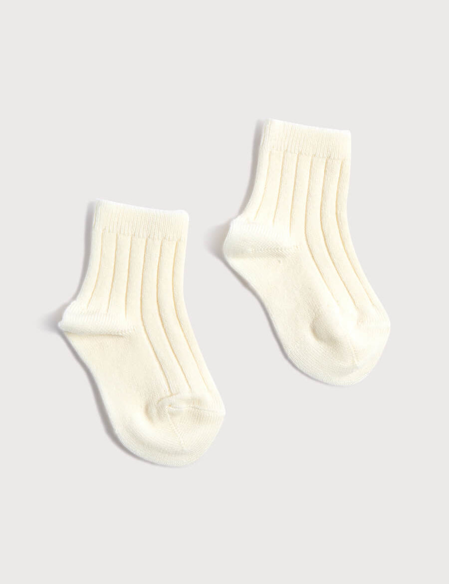 Ribbed Short Socks - Cream (0mths-10yrs) Socks from Pepa London