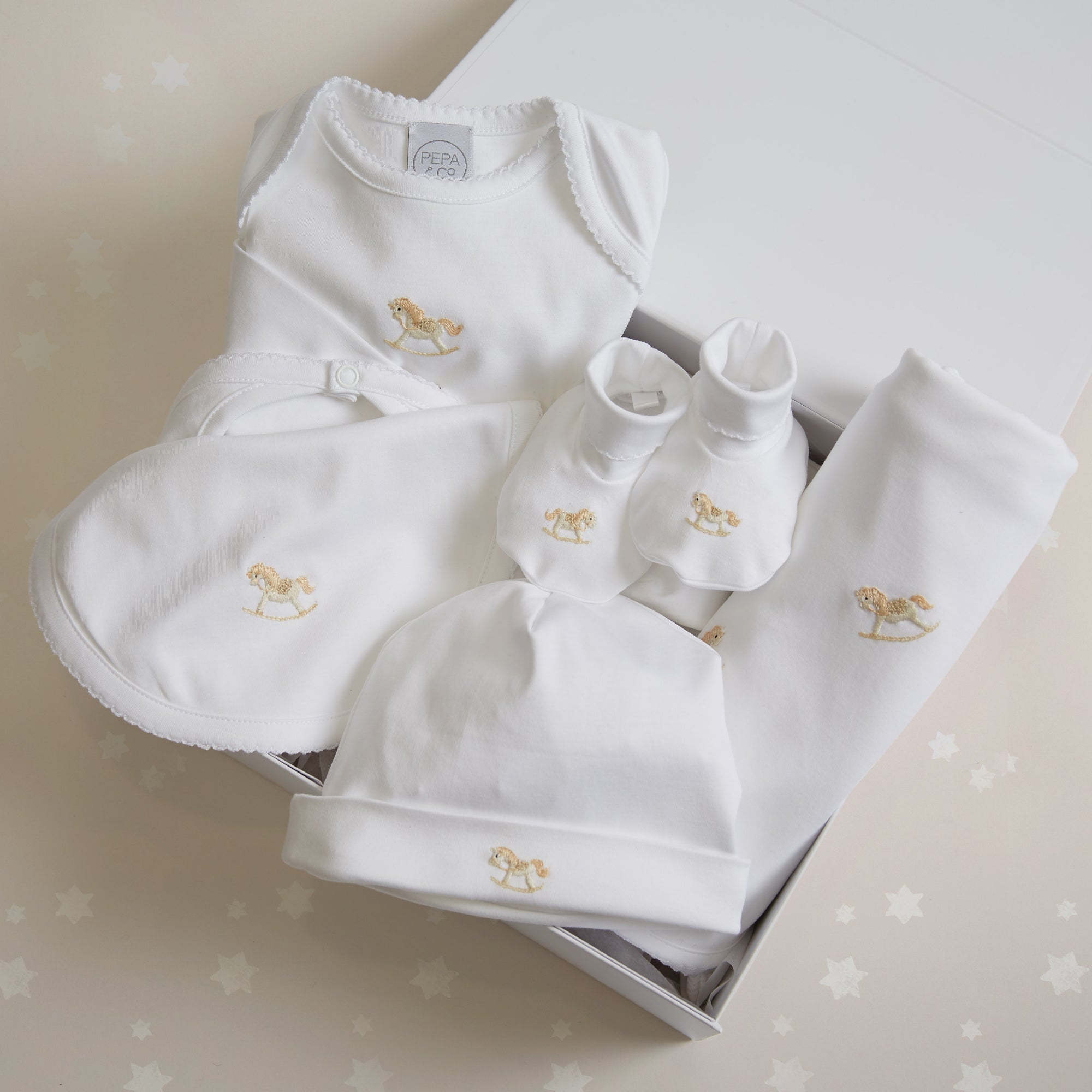 NEWBORN LOOK 5 Look  from Pepa London